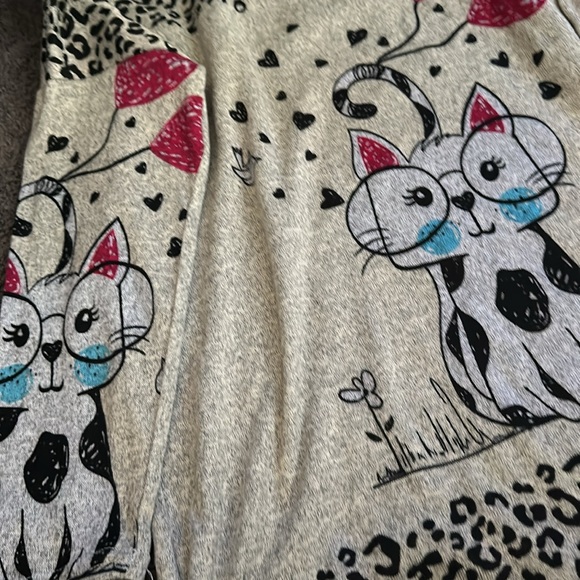 Cat Sweater - Picture 3 of 6